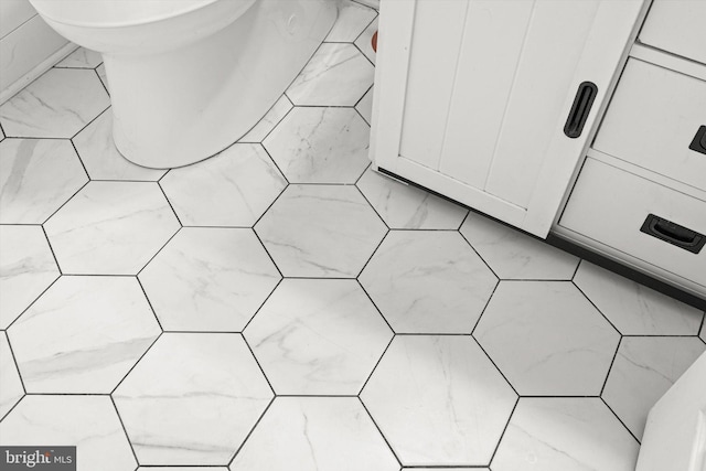 2 Bunting Bridge Rd, Cookstown, NJ 08511 - bathroom view of tiled shower
