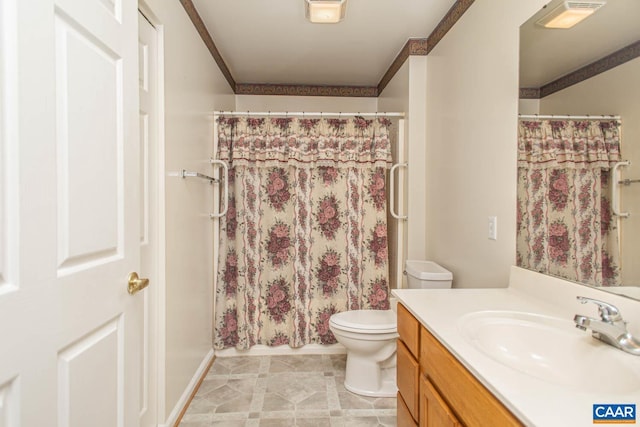 full bath featuring toilet, vanity, and a shower with shower curtain