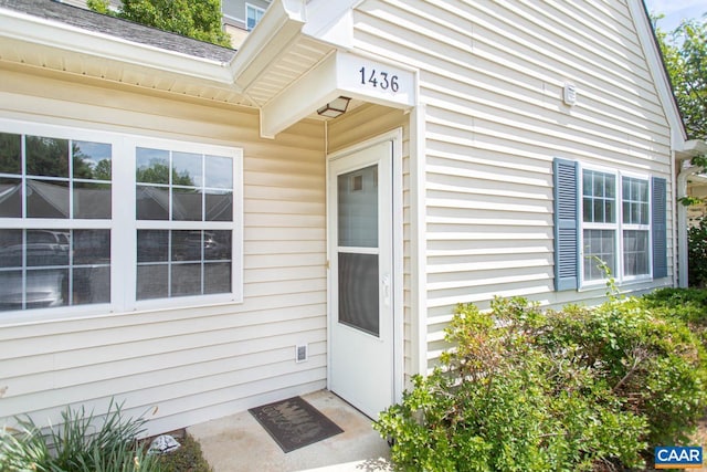 view of property entrance