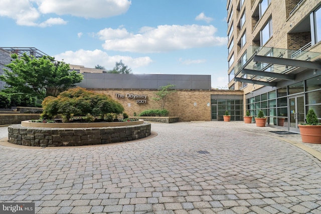 2001 15th St N Unit 207, Arlington, VA 22201 - view of patio / terrace