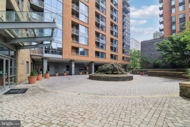 2001 15th St N Unit 207, Arlington, VA 22201 - view of property