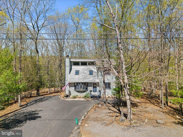 249 Hyland Dr, East Stroudsburg, PA 18301 - view of front facade with a chimney