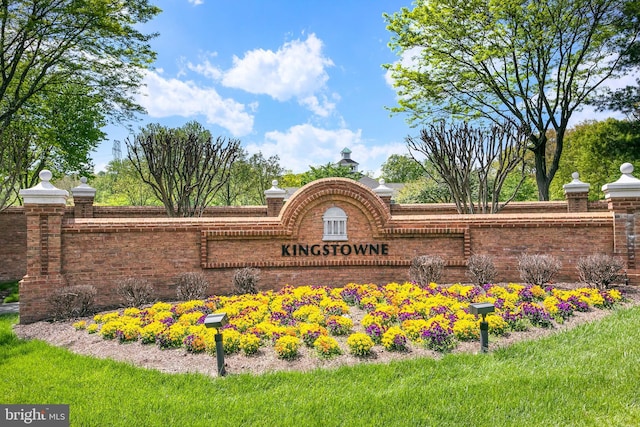 6018 Good Lion Ct, Alexandria, VA 22315 - view of community sign