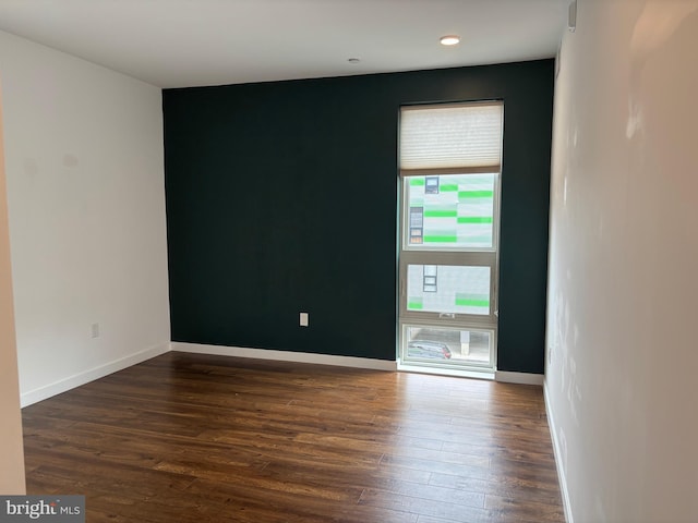 1501 N 31st St Unit 305, Philadelphia, PA 19121 - unfurnished room featuring dark wood-style flooring and baseboards