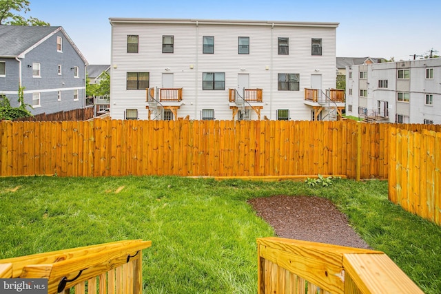 4902 D St SE, Washington, DC 20019 - view of yard