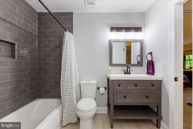 915 Burberry Ct, Sicklerville, NJ 08081 - bathroom featuring vanity, toilet, shower / bath combination with curtain, and baseboards