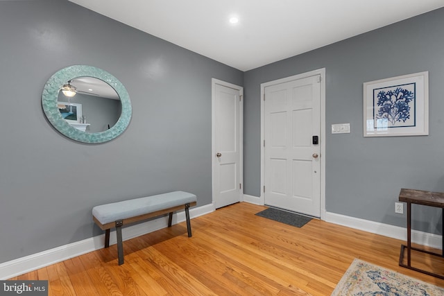 304 Moncure Dr, Alexandria, VA 22314 - entrance foyer with light wood-style flooring and baseboards