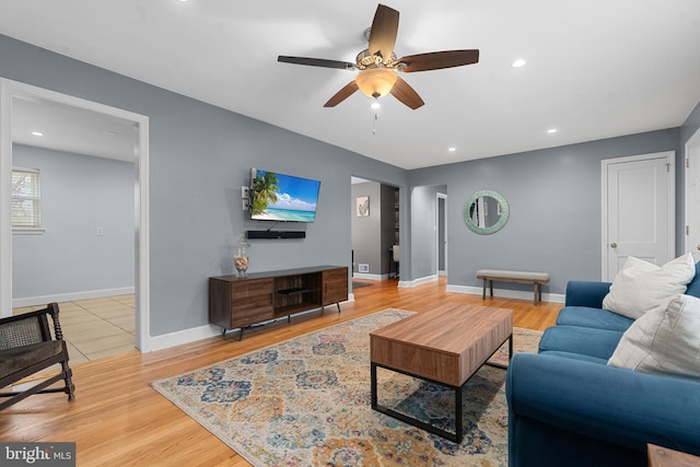 304 Moncure Dr, Alexandria, VA 22314 - living room featuring recessed lighting, baseboards, light wood finished floors, ceiling fan, and visible vents