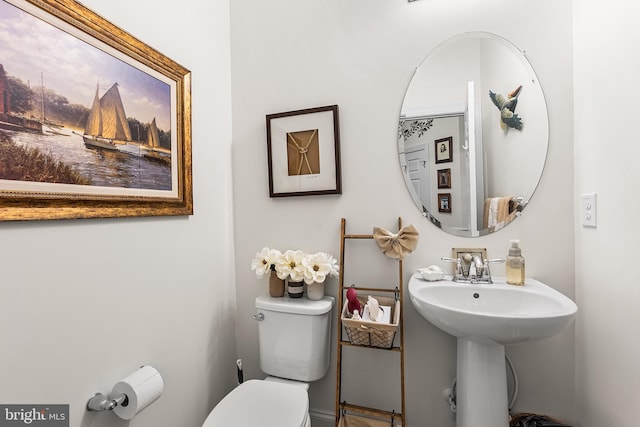 606 Garden Gate Dr, Middletown, DE 19709 - bathroom with toilet