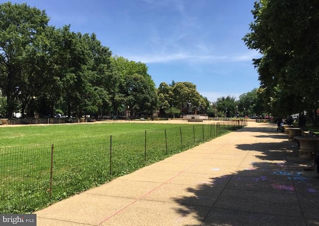 1802 C St NE, Washington, DC 20002 - view of home's community