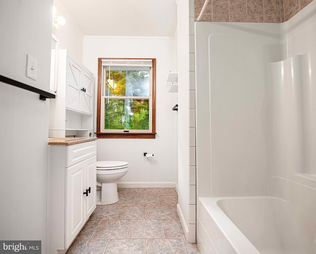 full bath featuring toilet, baseboards, and vanity