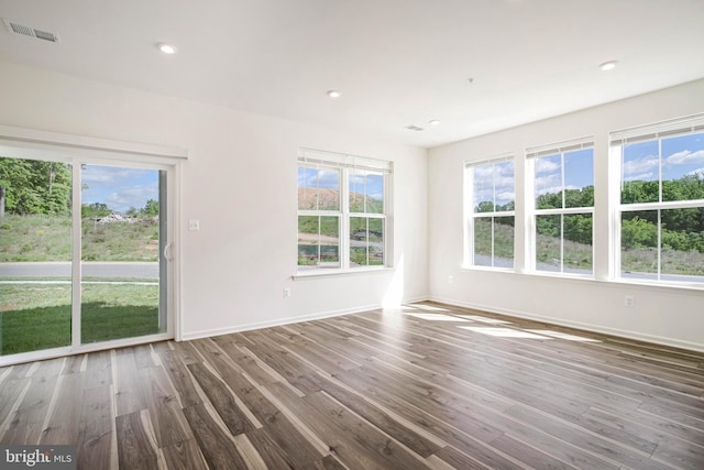 1646 Aster Ln, Hanover, MD 21076 - spare room featuring wood finished floors, baseboards, and recessed lighting