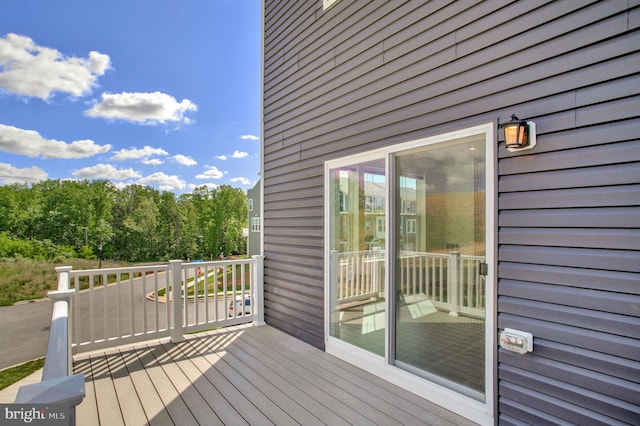 1646 Aster Ln, Hanover, MD 21076 - view of wooden deck