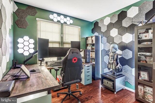 11972 Tygart Lake Dr, Bristow, VA 20136 - office area with wood finished floors and an accent wall