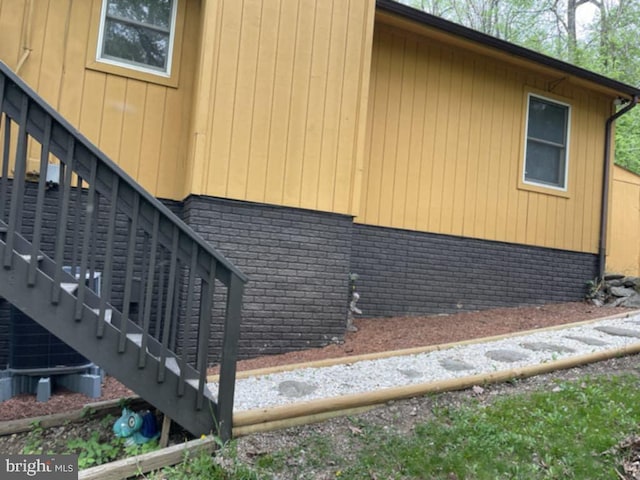 359 Old Linden Rd, Linden, VA 22642 - view of side of property featuring stairway