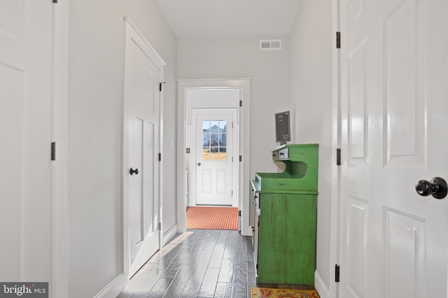 33 Docwill Dr, Barto, PA 19504 - entrance foyer featuring visible vents, dark wood-style flooring, and baseboards