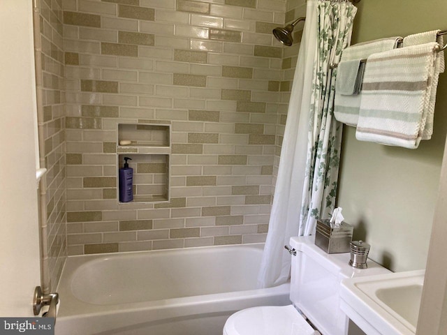 5 Garfield Ct, Gaithersburg, MD 20882 - bathroom featuring shower / tub combo with curtain and toilet