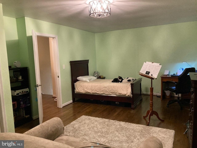 5 Garfield Ct, Gaithersburg, MD 20882 - bedroom with wood finished floors and baseboards