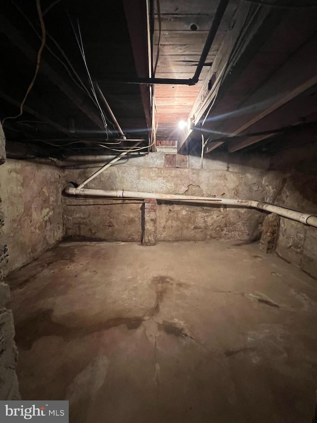 view of unfinished basement