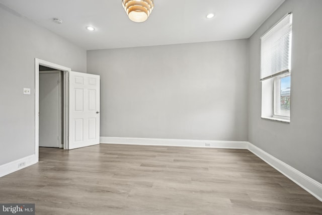 1534 S 19th St, Philadelphia, PA 19146 - empty room with wood finished floors, baseboards, recessed lighting, and a smoke detector