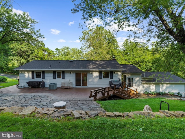 5306 Stone Rd, Frederick, MD 21703 - back of house with a wooden deck and a yard