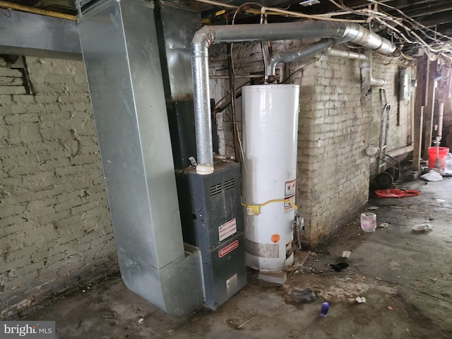 1904 Kennedy Ave, Baltimore, MD 21218 - utilities with water heater
