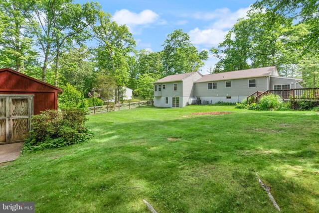 11080 Burwell Rd, Nokesville, VA 20181 - view of yard featuring a wooden deck