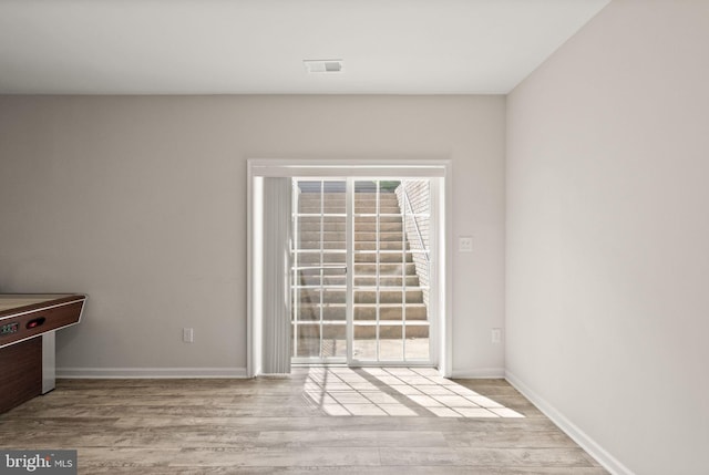13859 Barrymore Ct, Gainesville, VA 20155 - unfurnished room with wood finished floors and baseboards