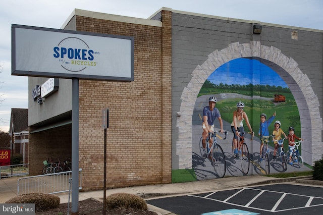 surrounding community with uncovered parking