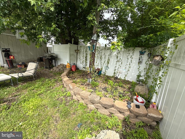 18 River Ln, Levittown, PA 19055 - view of fenced backyard