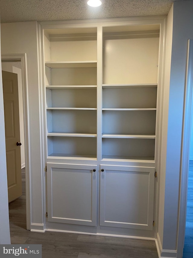 409 Connecticut Ave, Norfolk, VA 23508 - view of closet