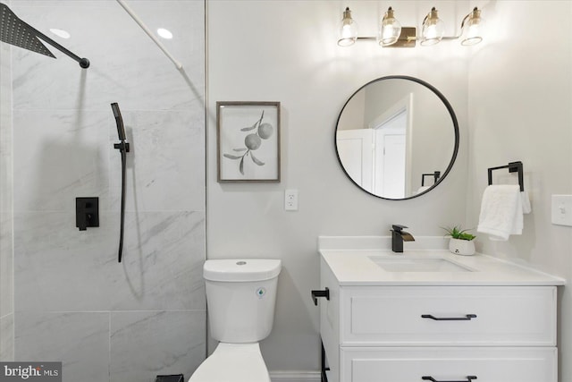 2424 W Lanvale St, Baltimore, MD 21216 - full bathroom featuring toilet, tiled shower, and vanity