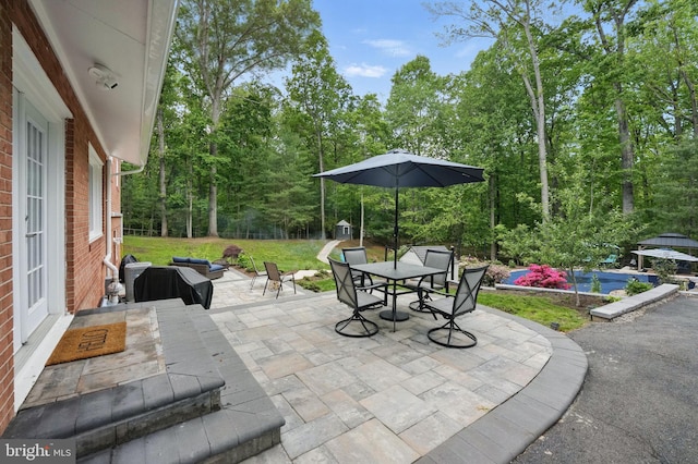 6404 Yates Ford Rd, Manassas, VA 20111 - view of patio featuring outdoor dining area