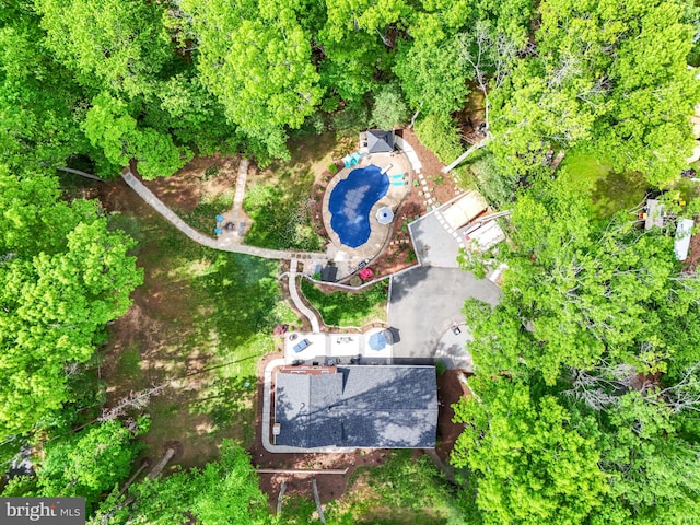 6404 Yates Ford Rd, Manassas, VA 20111 - aerial view of a pool