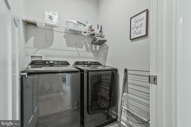 14540 Grace Kellen Ave, Brandywine, MD 20613 - laundry room with washing machine and clothes dryer