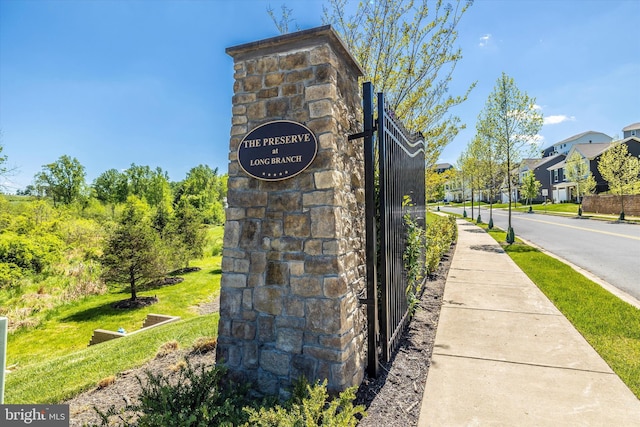5609 Zoe Ln, Frederick, MD 21704 - community / neighborhood sign featuring a residential view