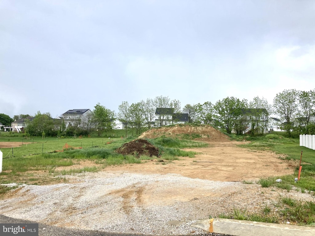1260 Maple Ln Unit 12, Hanover, PA 17331