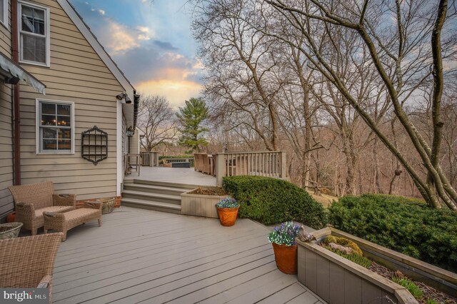 view of deck at dusk