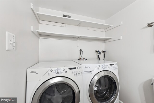 4829 27th Rd S, Arlington, VA 22206 - washroom with washing machine and dryer