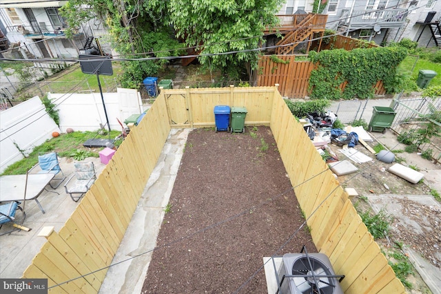 2312 Edmondson Ave, Baltimore, MD 21223 - view of fenced backyard