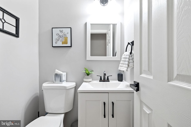 15807 Marlington Dr, Dumfries, VA 22025 - half bath featuring vanity and toilet