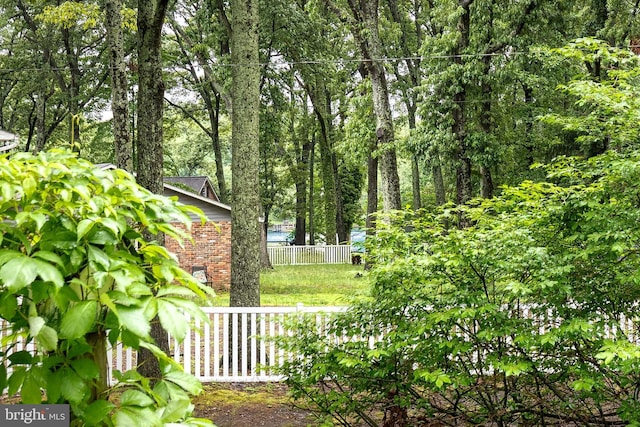 407 Stately Dr, Pasadena, MD 21122 - view of yard featuring fence