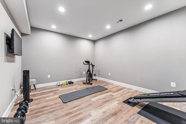 803 Rexford Way, Upper Marlboro, MD 20774 - workout area featuring wood finished floors, recessed lighting, and baseboards