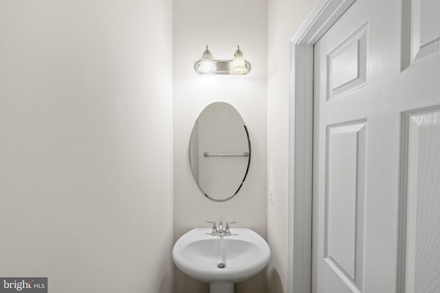 107 Bancroft Dr Unit 96, Fredericksburg, VA 22405 - bathroom featuring a sink
