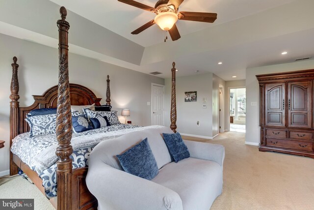 bedroom featuring baseboards, light carpet, recessed lighting, a ceiling fan, and a closet