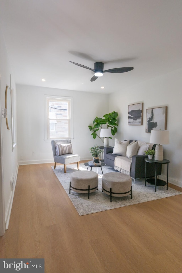 5446 Varnum St, Bladensburg, MD 20710 - sitting room featuring wood finished floors, baseboards, a ceiling fan, and recessed lighting