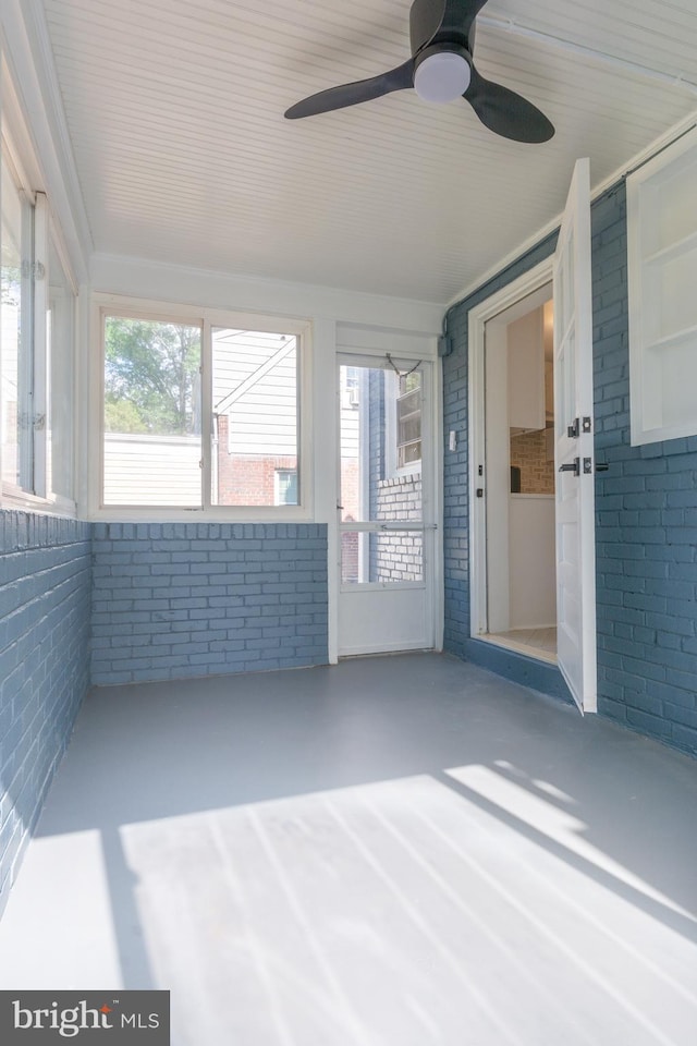 5446 Varnum St, Bladensburg, MD 20710 - unfurnished sunroom with healthy amount of natural light