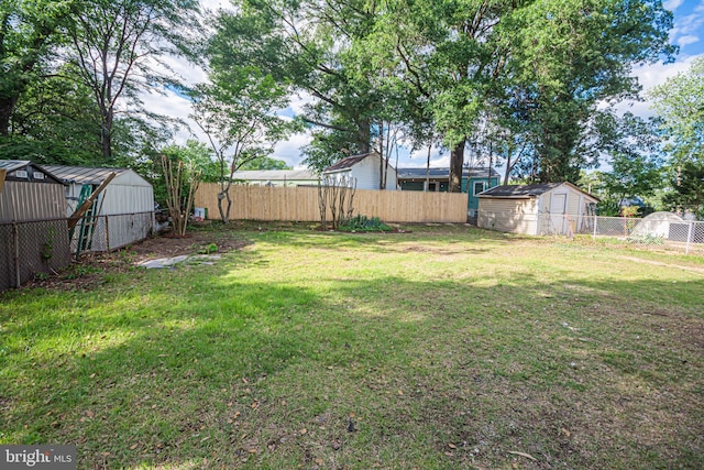 5446 Varnum St, Bladensburg, MD 20710 - view of yard