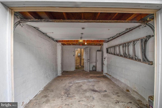 600 S Milton Ave S, Baltimore, MD 21224 - view of garage