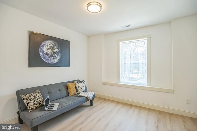 504 Richey Ave, Collingswood, NJ 08107 - sitting room with wood finished floors